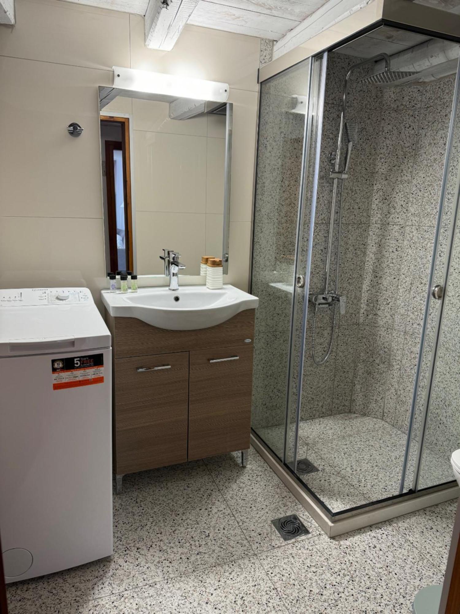 Avli Traditional Home With Private Jacuzzi ヘルソニソス エクステリア 写真